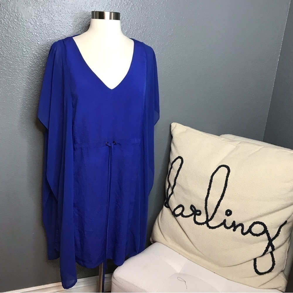Remain blue tunic size small